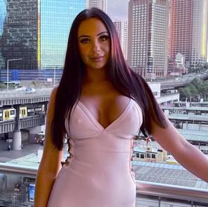 Meet your Posher, Maddie